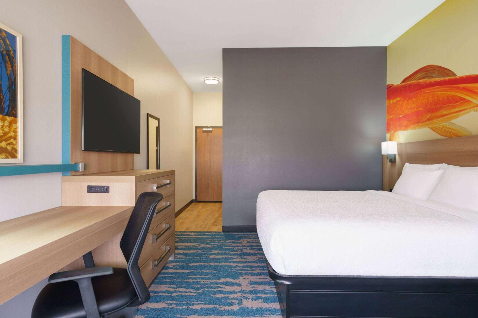 La Quinta Inn & Suites By Wyndham San Antonio Seaworld Lafb Exteriér fotografie